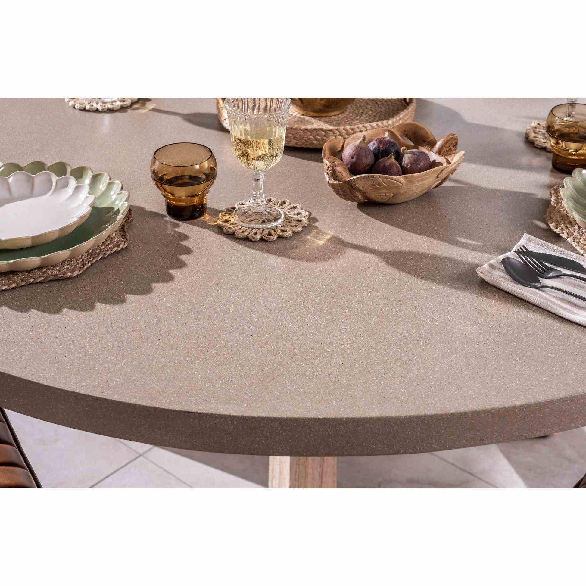 Alesund 4-6 Seater Medium Round Dining Table Composite Oatmeal top