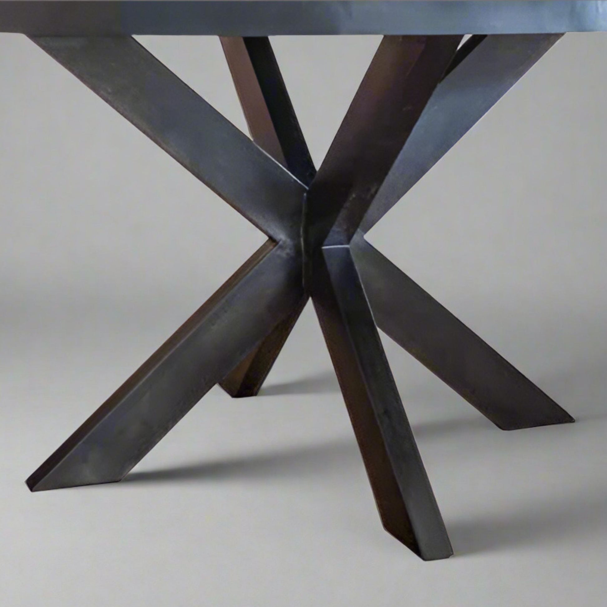 Cognac Collection - box steel starburst base